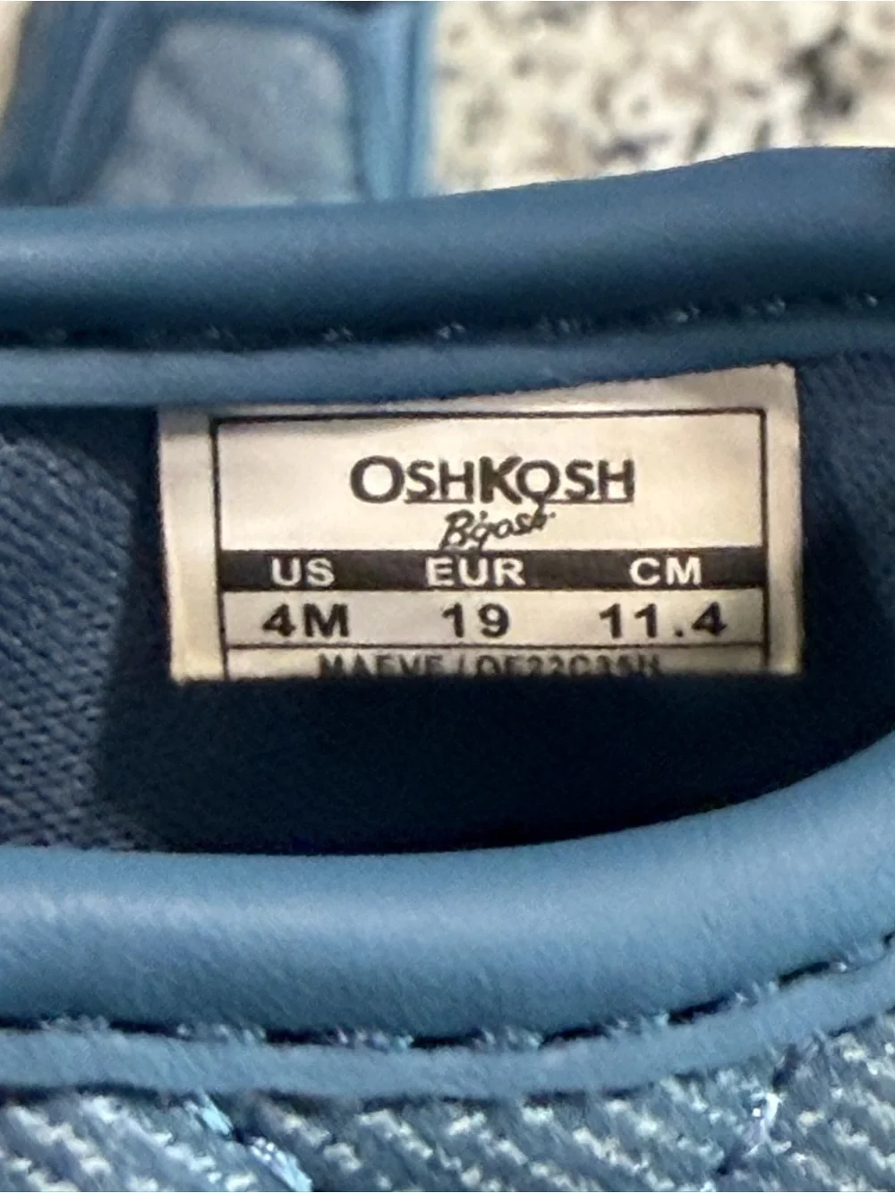 OshKosh B’Gosh Kids Unisex Light Blue Quilted Slip-On Sneakers, Size 4m